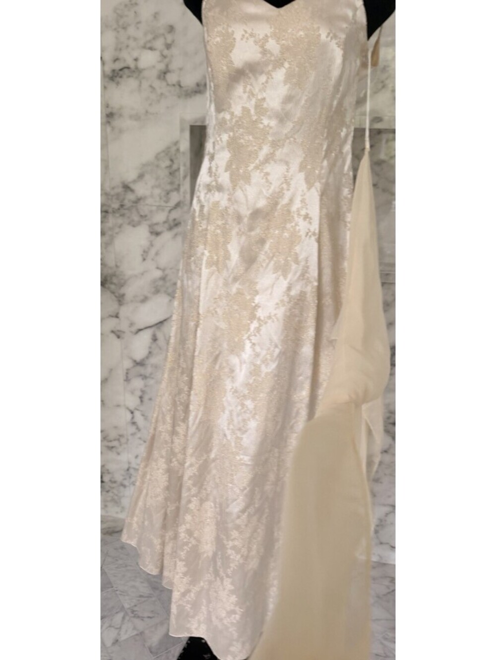 Vintage Dollar Ivory Gold Brocade Formal Dress Shawl Prom Wedding Gown Large USA - Picture 6 of 9
